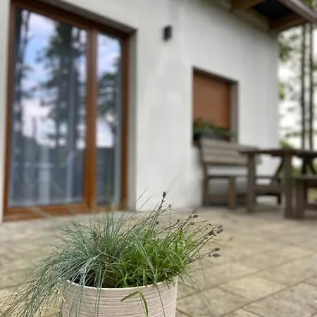 Pod Dębami Dom wakacyjny Mojecice