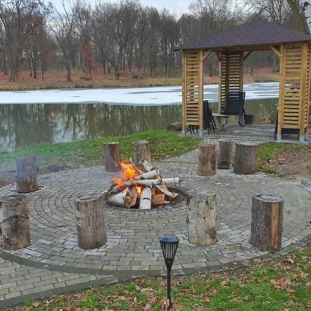 Pod Debami Holiday home *